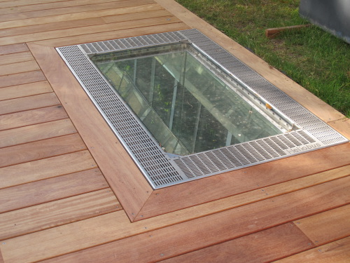 panneau de verre terrasse en bois